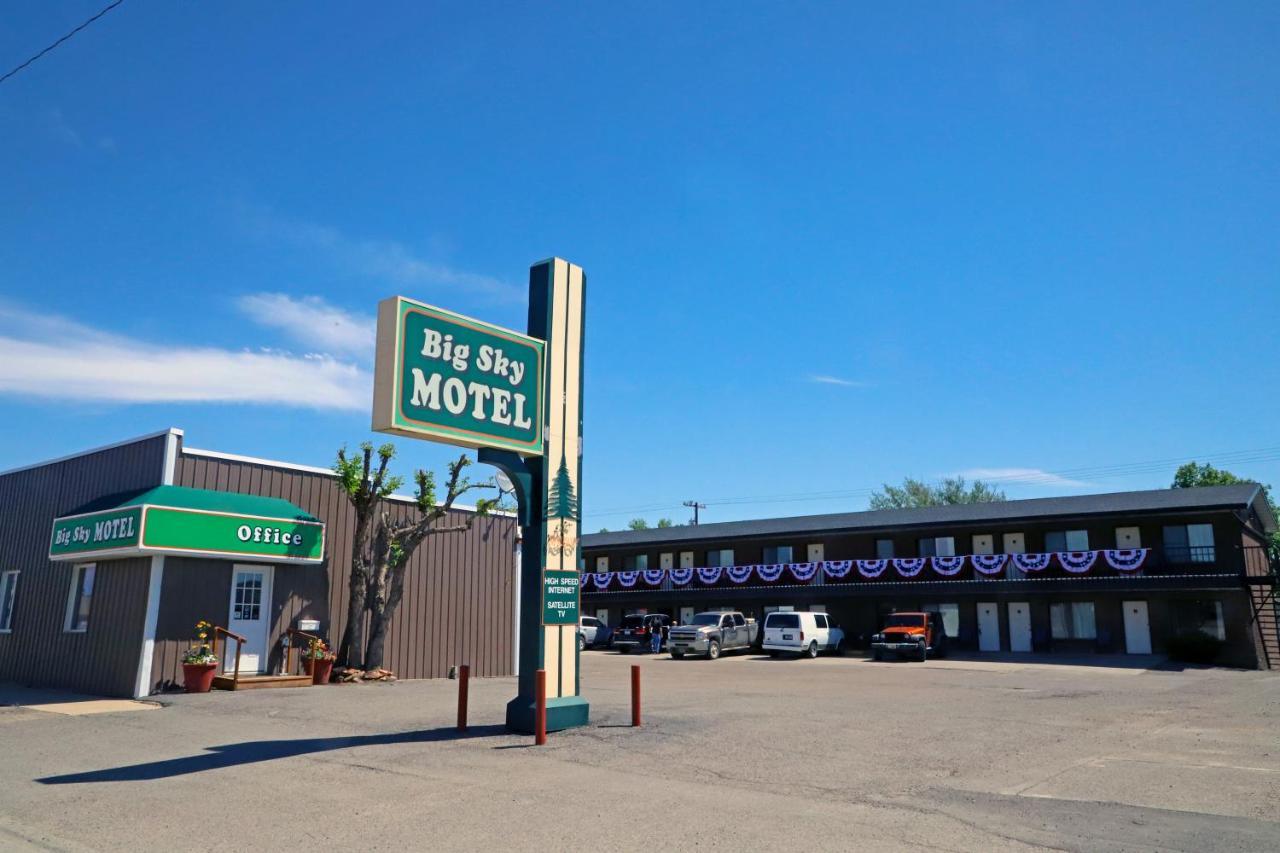 Big Sky Motel Roundup Luaran gambar